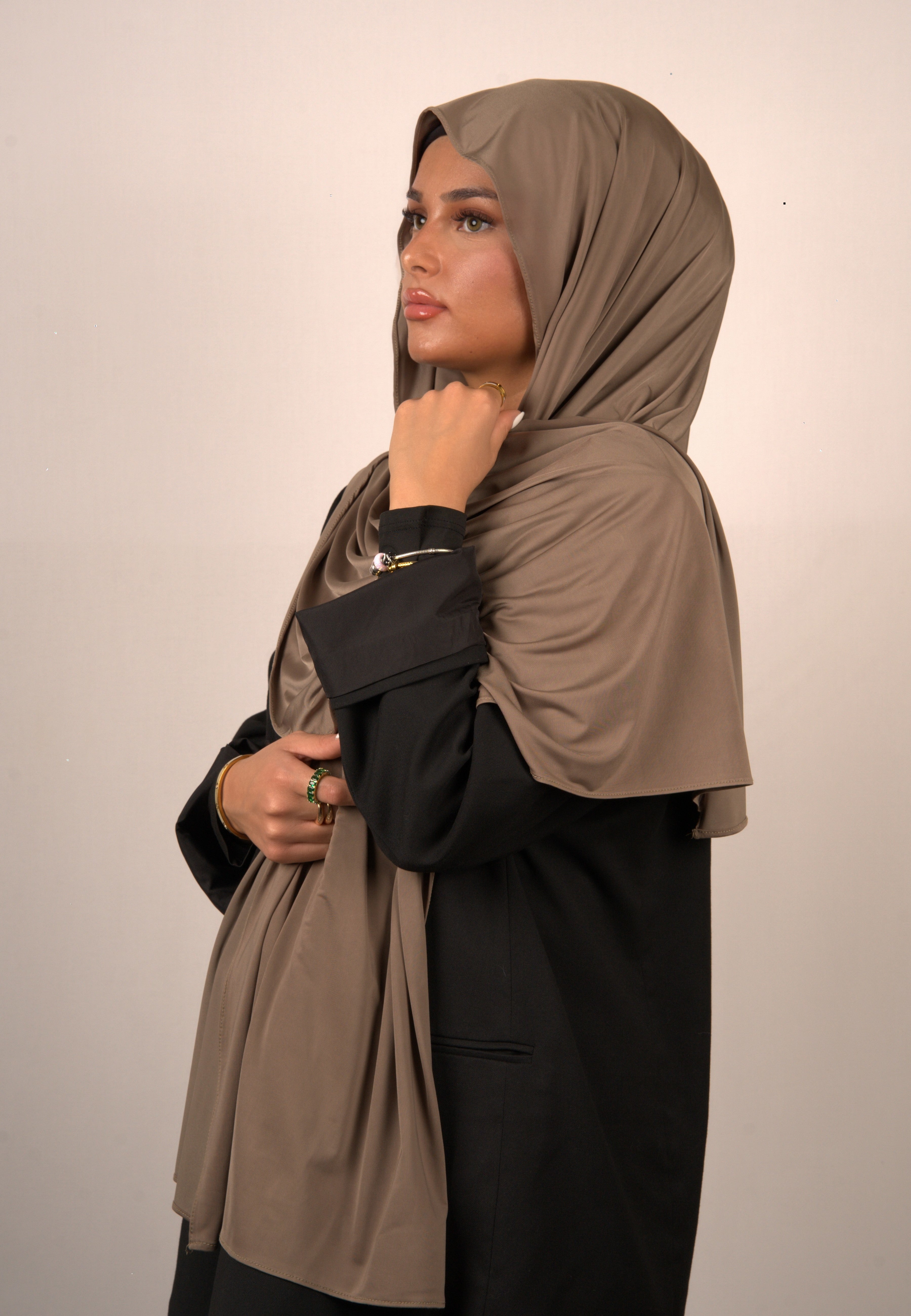 Hijab Cookie
Jersey Kopftuch hellbraun
Muslimisches Kopftuch Cookie
Lequid Modest Wear Cookie
Basörtü in warmem Beige
Premium Hijab für Damen
Weiches Hijab hellbraun
Islamische Mode Hijab
Jersey Hijab für muslimische Frauen
Stilvolles Kopftuch Cookie