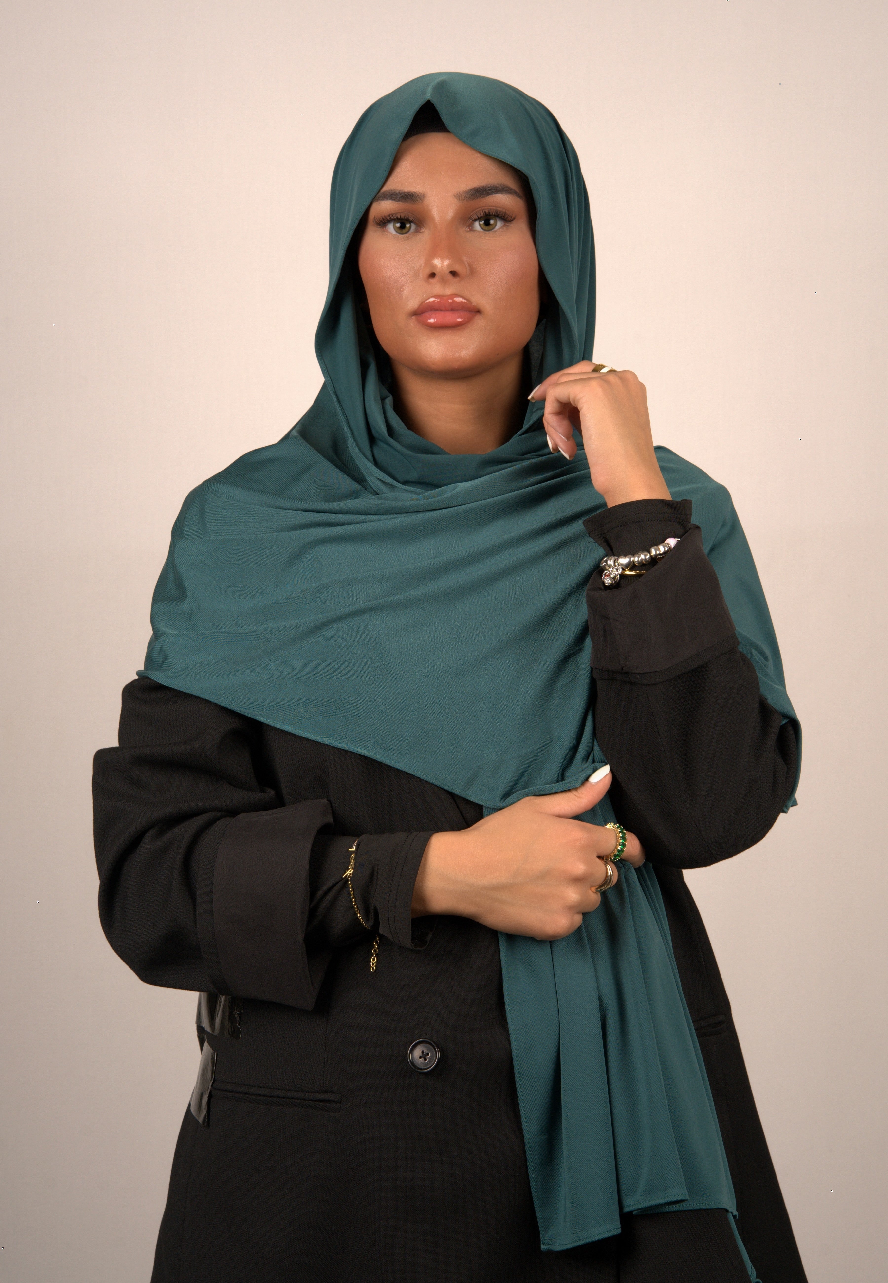 Forest Hijab
Jersey Kopftuch waldgrün
Muslimisches Kopftuch Forest
Basörtü in sattem Grün
Lequid Premium Hijab
Modest Fashion Hijab Grün
Kopftuch für muslimische Frauen
Weiches Jersey Hijab
Islamische Damenmode Hijab
Sattes waldgrünes Kopftuch