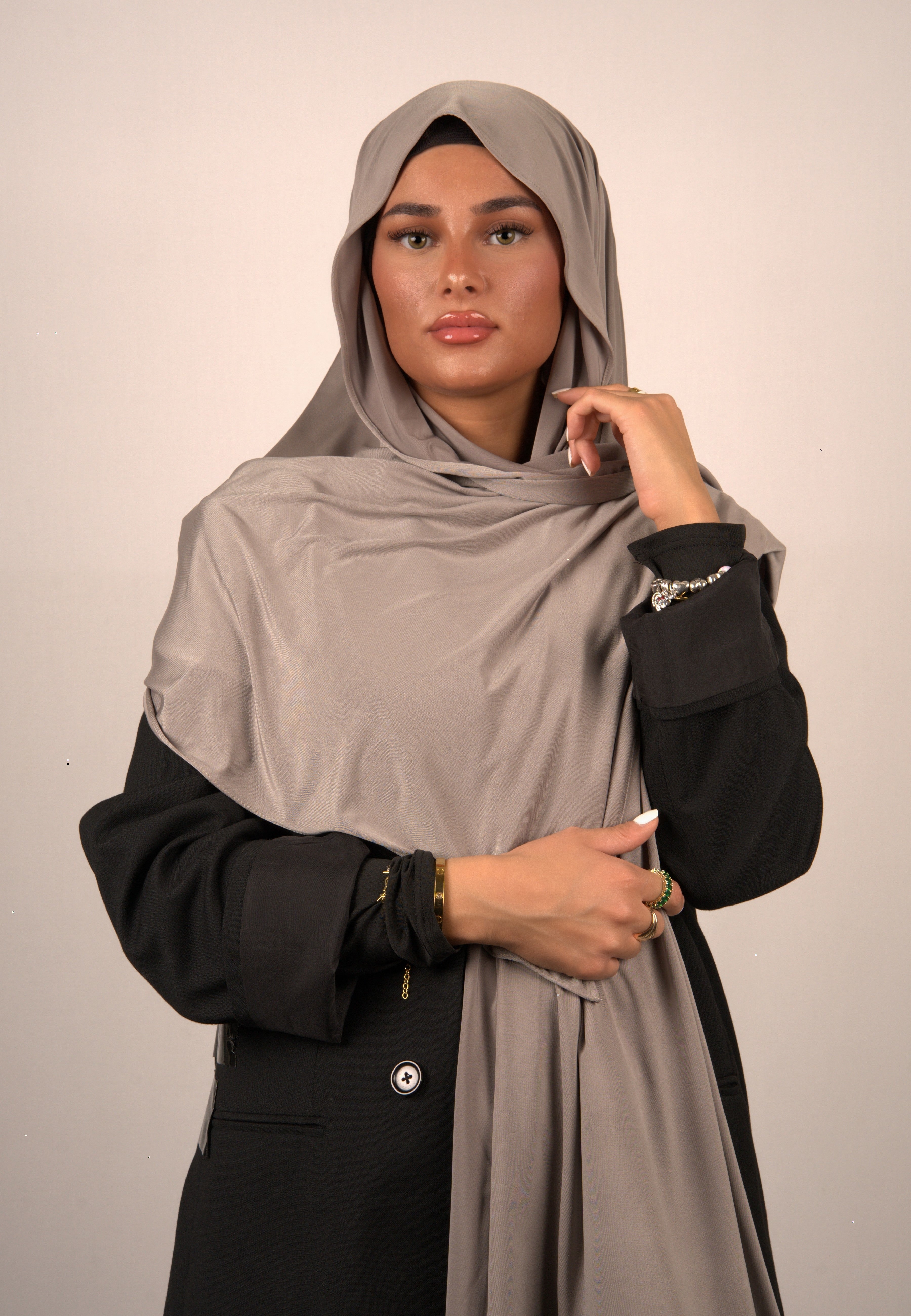 Pastel Hijab
Jersey Kopftuch pastellfarben
Muslimisches Kopftuch Pastel
Basörtü in zartem Pastell
Lequid Premium Hijab
Modest Fashion Hijab Pastel
Kopftuch für muslimische Frauen
Weiches Jersey Hijab
Islamische Damenmode Hijab
Zartes Kopftuch für Alltag