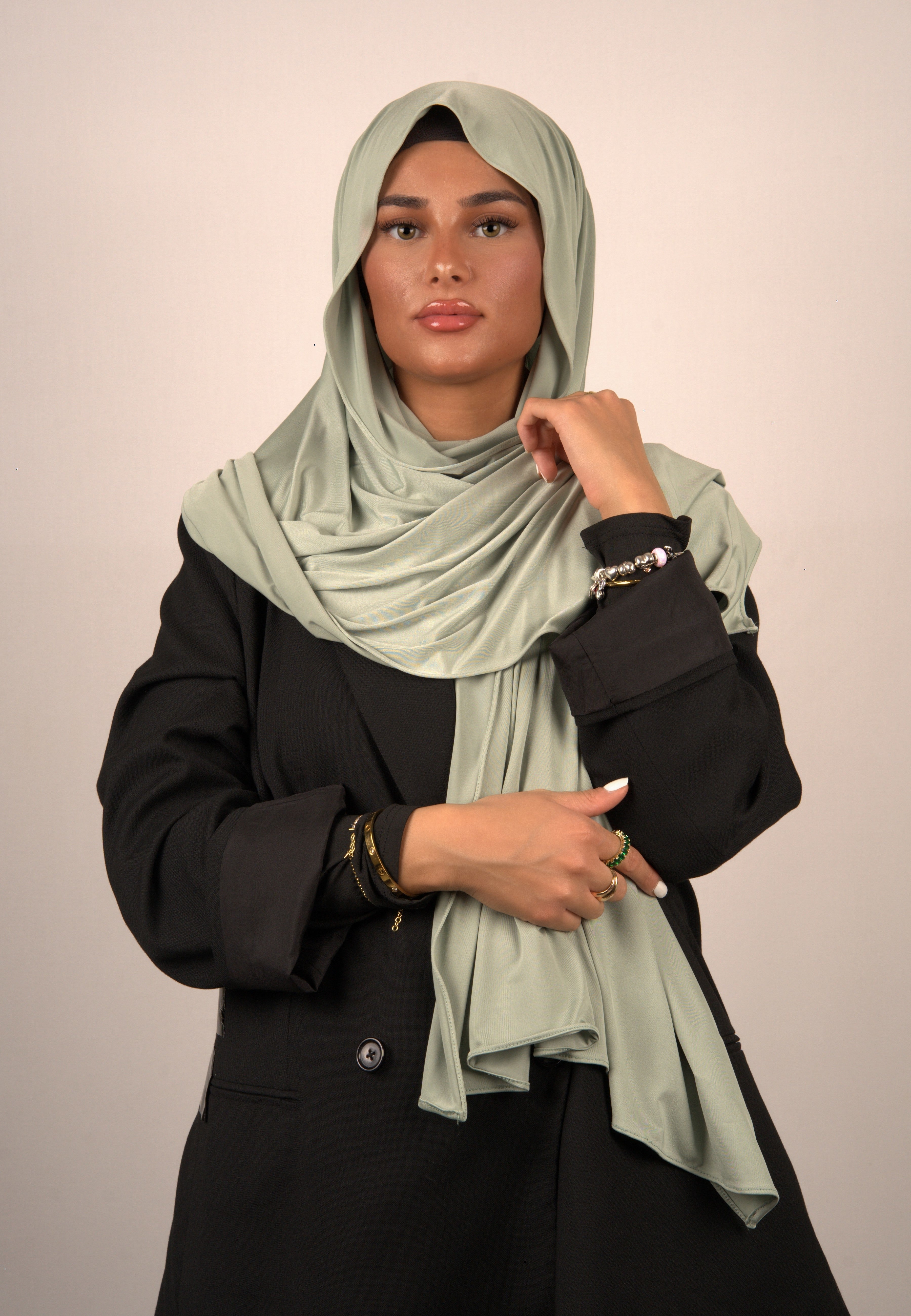 Tea Hijab
Jersey Kopftuch gedämpftes Grün
Muslimisches Kopftuch Tea
Basörtü in Teeblattgrün
Lequid Premium Hijab
Modest Fashion Hijab Grün
Hijab in natürlichem Grün
Islamische Kleidung Damen
Jersey Kopftuch Alltag
Weiches Hijab Grün