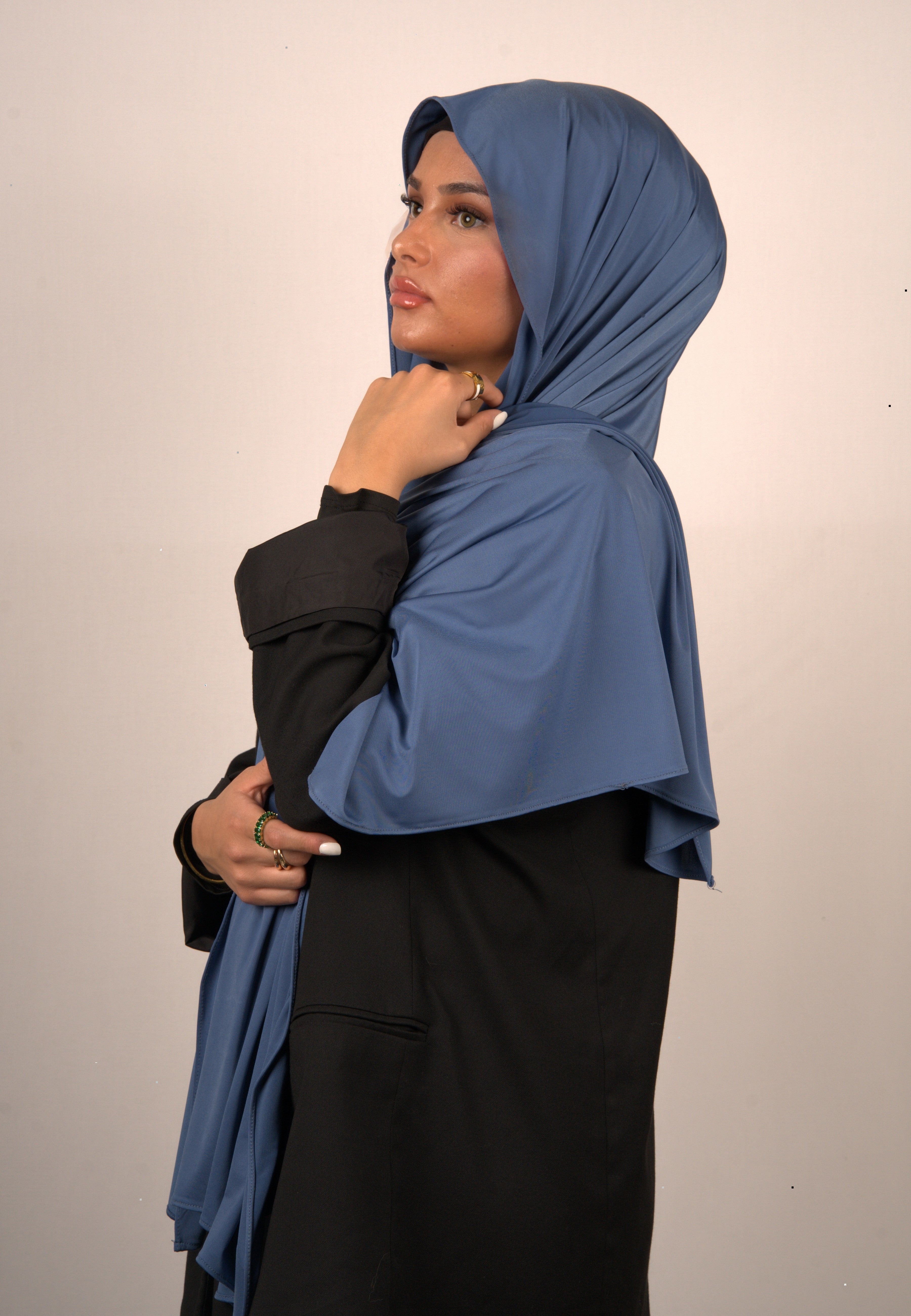Hijab Classic Blau

Jersey Kopftuch klassisch blau

Muslimisches Kopftuch Blau

Lequid Modest Wear Classic Blau

Basörtü in dunklem Blau

Premium Hijab für Damen

Weiches Hijab blau

Islamische Mode Hijab Blau

Jersey Hijab für muslimische Frauen

Klassisches Kopftuch Blau

