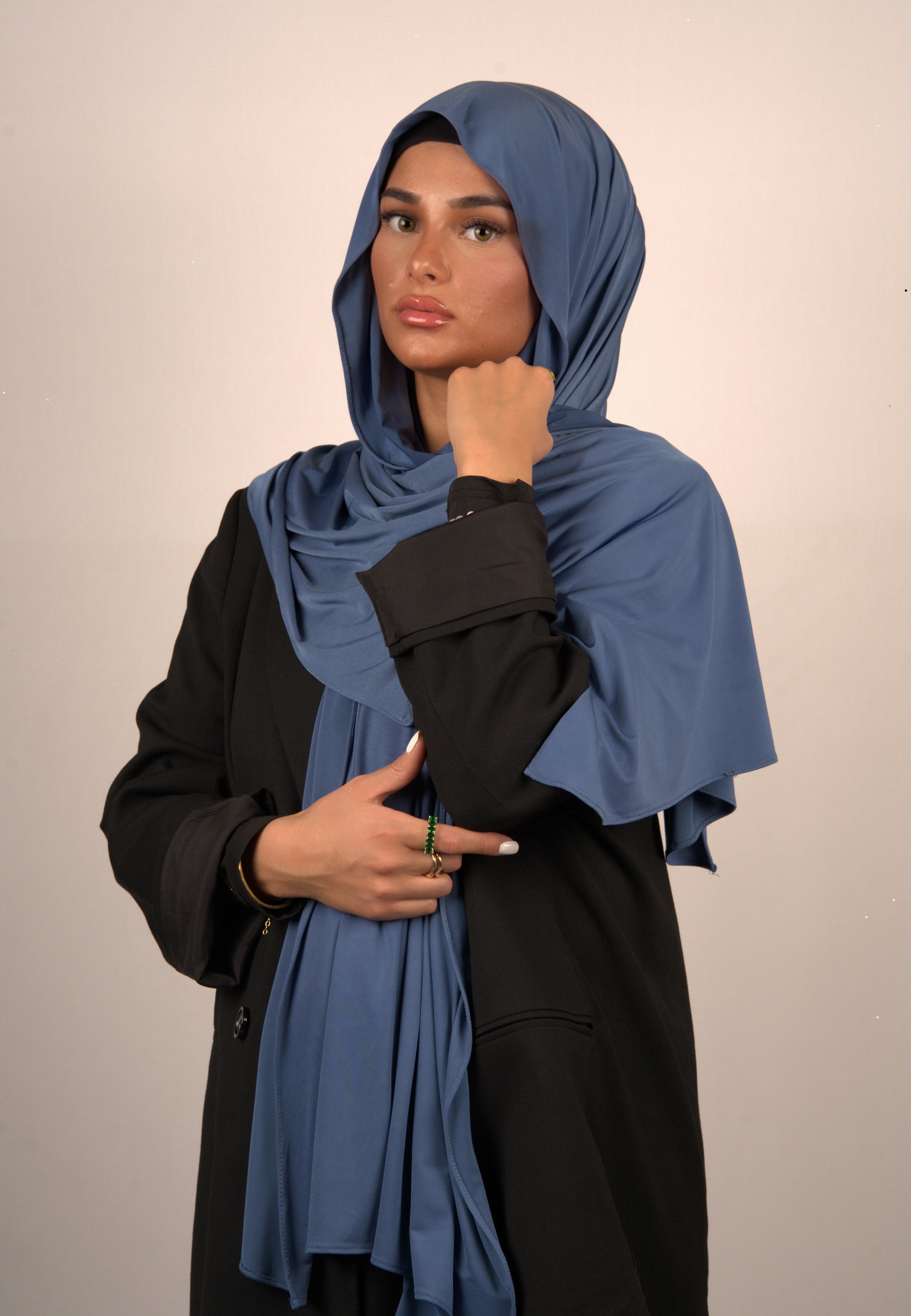 Classic Blau Jersey Hijab

Lequid Kopftuch Blau

Muslimisches Tuch klassisch blau

Basörtü in traditionellem Blau

Modest Wear Hijab Blau

Premium Kopftuch Classic Blau

Hijab für Alltag und Anlass

Islamische Mode Hijab Blau

Weiches Kopftuch für Damen

Klassischer Jersey Hijab Blau
