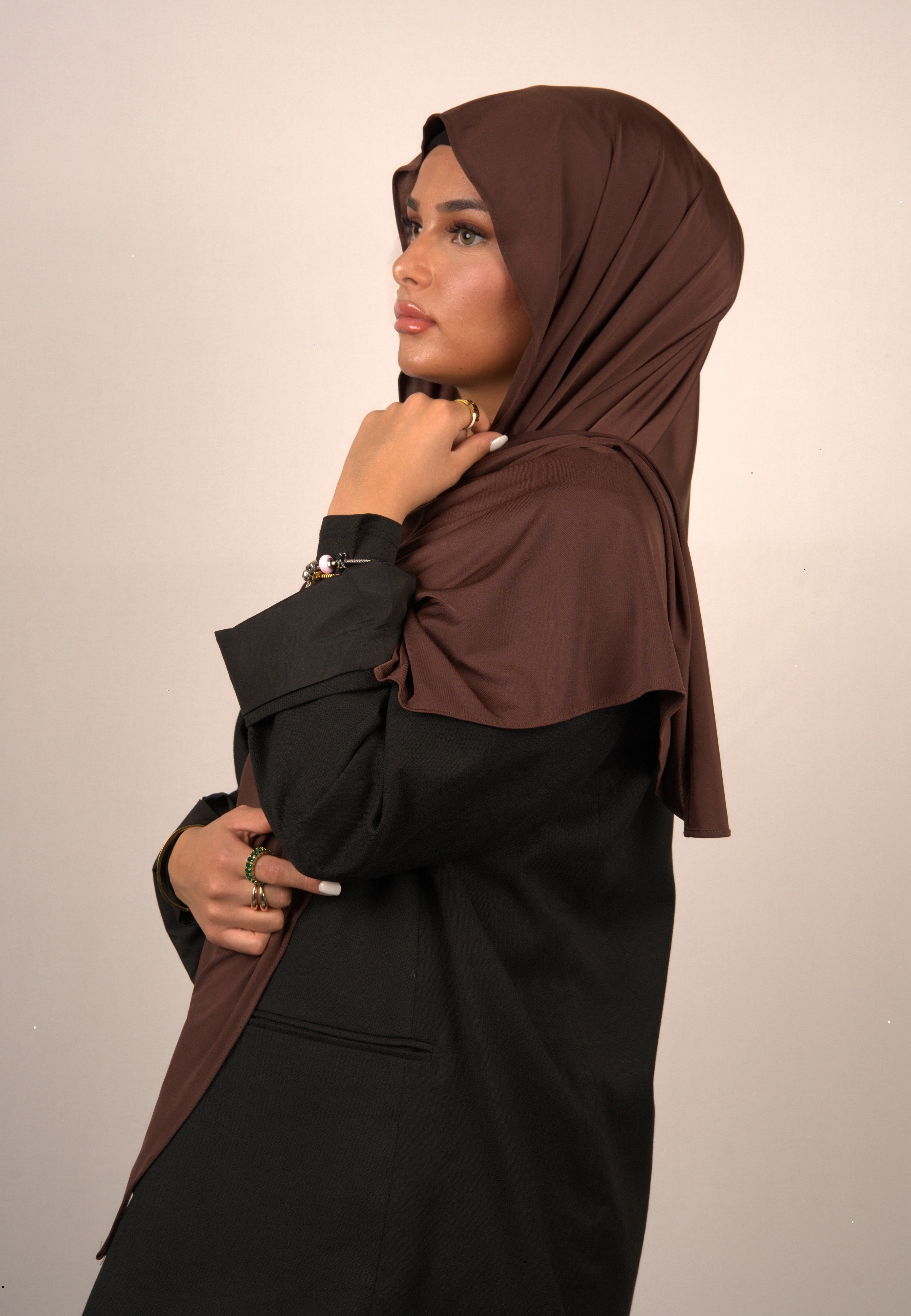 Mahagany Jersey Hijab

Lequid Kopftuch rotbraun

Muslimisches Kopftuch Mahagany

Basörtü in warmem Rotbraun

Modest Wear Hijab Mahagany

Premium Kopftuch für Damen

Jersey Hijab für Alltag

Islamische Mode Rotbraun

Weiches Kopftuch für Muslima

Lequid Hijab tiefrotbraun