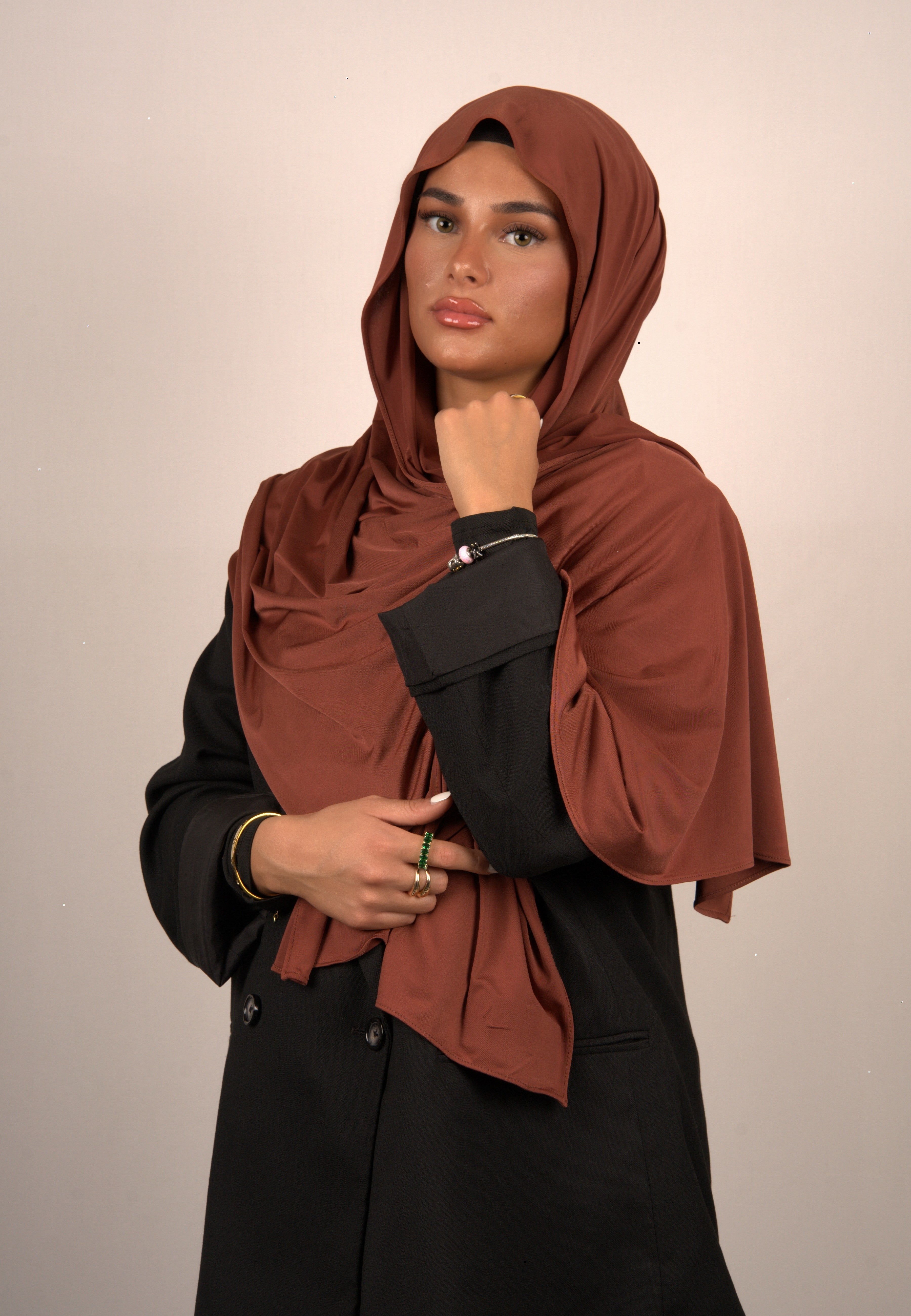 Mars Jersey Hijab

Lequid Kopftuch rot-braun

Muslimisches Kopftuch Mars

Basörtü in warmem Rotton

Modest Wear Hijab Mars

Premium Kopftuch für Damen

Jersey Hijab für Alltag

Islamische Mode Rot

Weiches Kopftuch für Muslima

Lequid Hijab warmes Rot