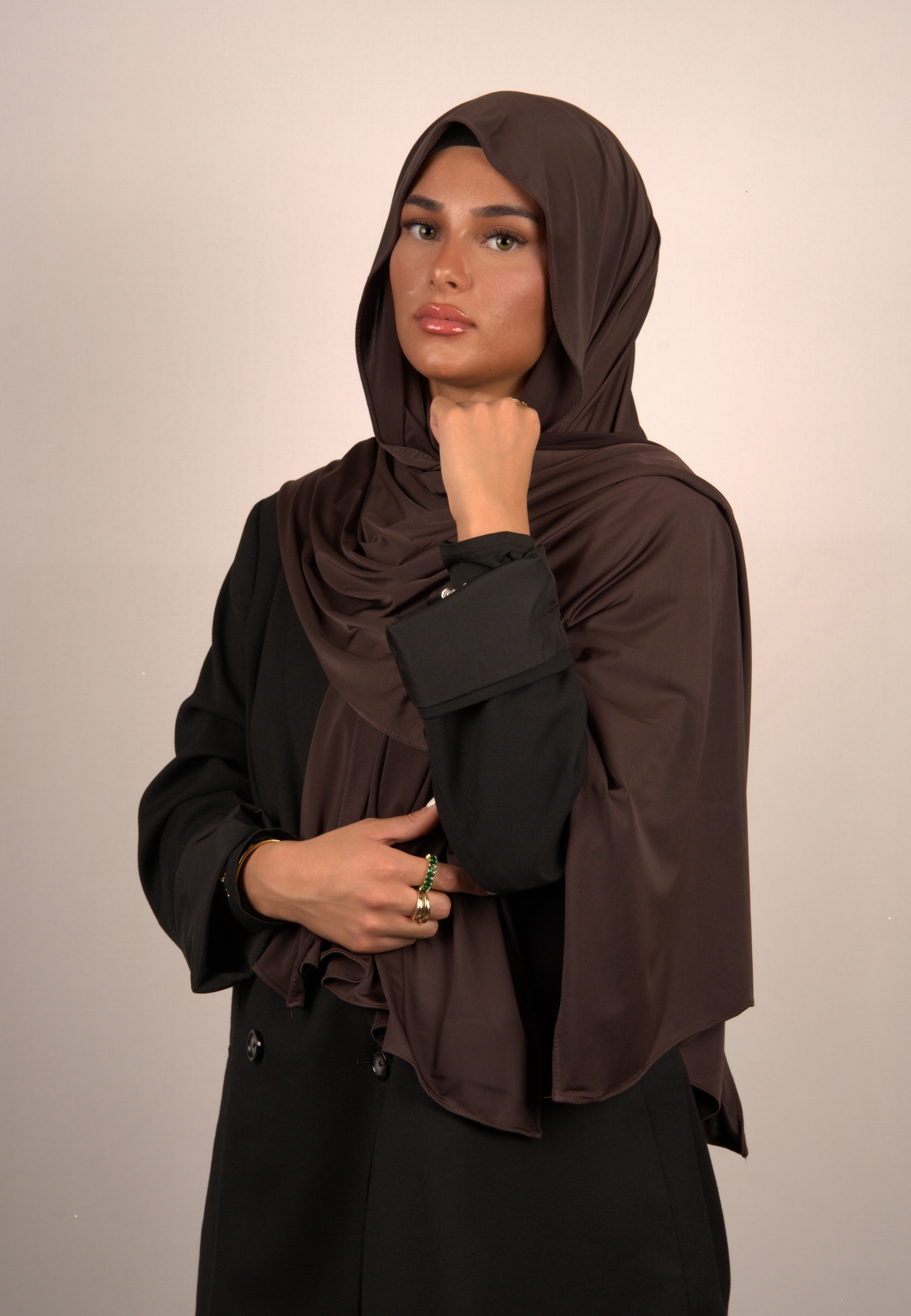 Umber Jersey Hijab

Lequid Kopftuch dunkelbraun

Muslimisches Kopftuch Umber

Basörtü in dunklem Braun

Modest Wear Hijab Umber

Premium Kopftuch für Damen

Jersey Hijab für Alltag

Islamische Mode Braun

Weiches Kopftuch für Muslima

Lequid Hijab dunkelbraun

